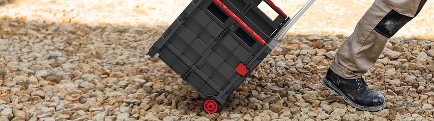 Přepravní boxy a vozíky