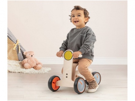 Dřevěné auto a chodítko Ambulance