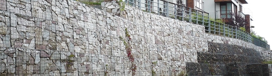 Gabiony vyplněné kamenivem