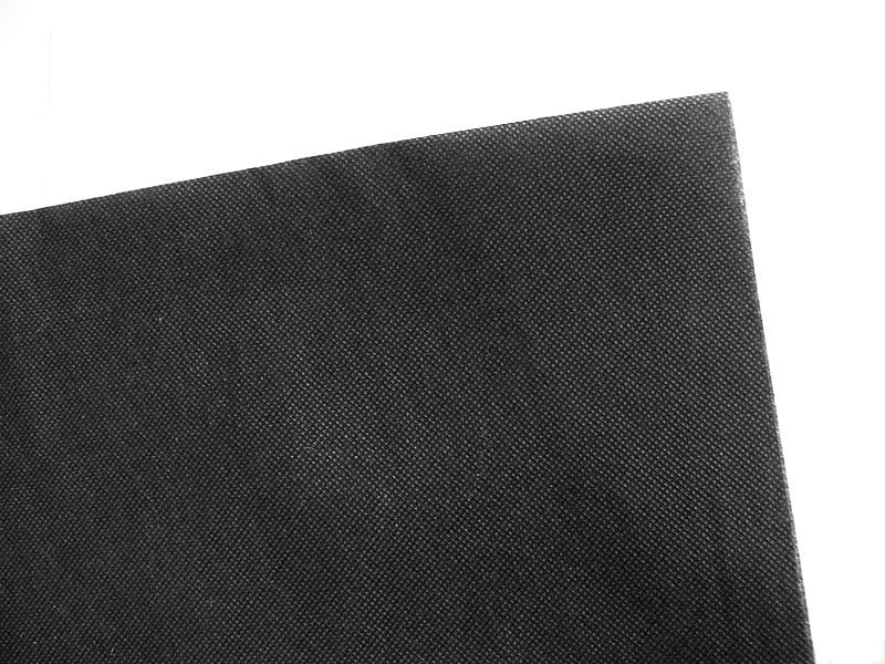 GEOMAT Mulčovací netkaná textilie černá – Agrotextílie N 80 g/m² 1,6×100 m [160 m²]