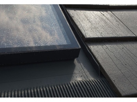 WVR PVC V8, 3sklo, lem. EPDM, otevření L/P, 47×73